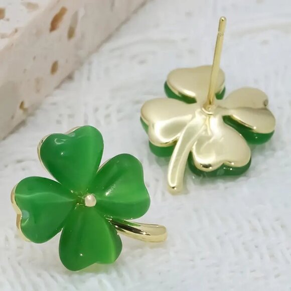 #41 Lucky 4 Leaf Clover Stud Earrings Green Synthetic Opal St. Patrick's Day - Picture 2 of 2
